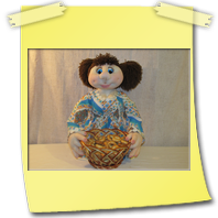 Текстильная кукла Девушка с корзинкой